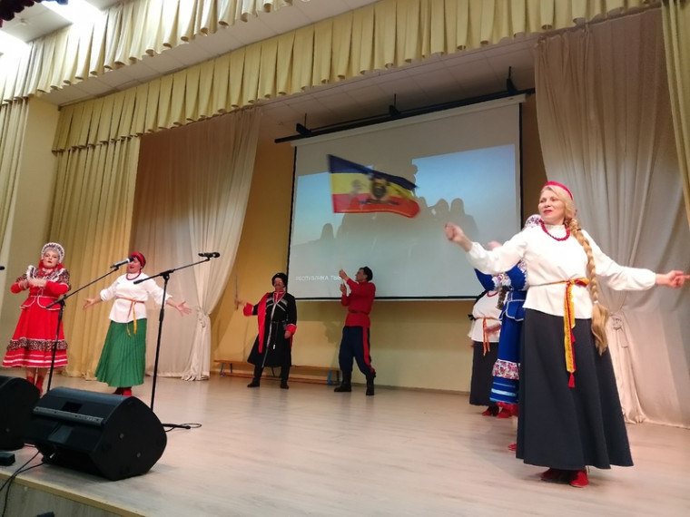 К Дню Народного Единства.